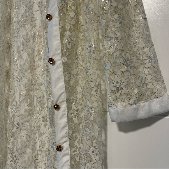 Vintage Lace Open Robe - Picture 5 of 16